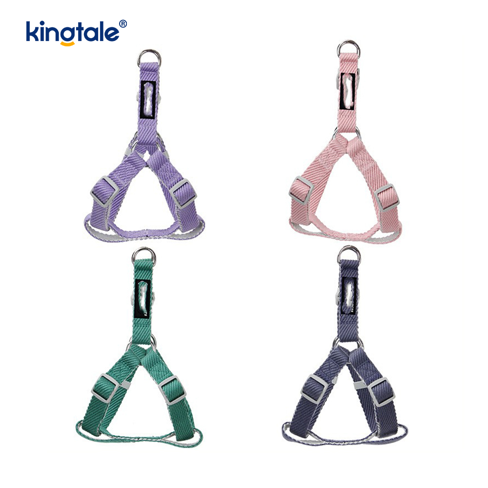 Conjunto de coleira de arnês para cães com padrão de impressão OEM / ODM personalizado