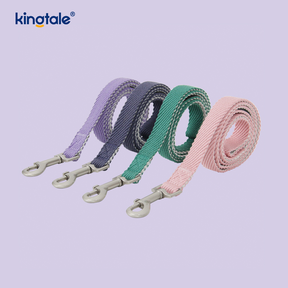 Conjunto de coleira de arnês para cães com padrão de impressão OEM / ODM personalizado