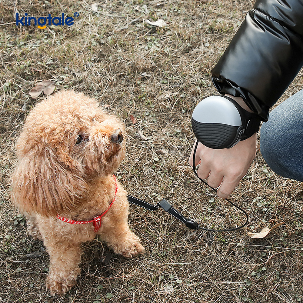 Trela ​​retrátil para animais de estimação estilo relógio de pulso para cães pequenos, médios e grandes