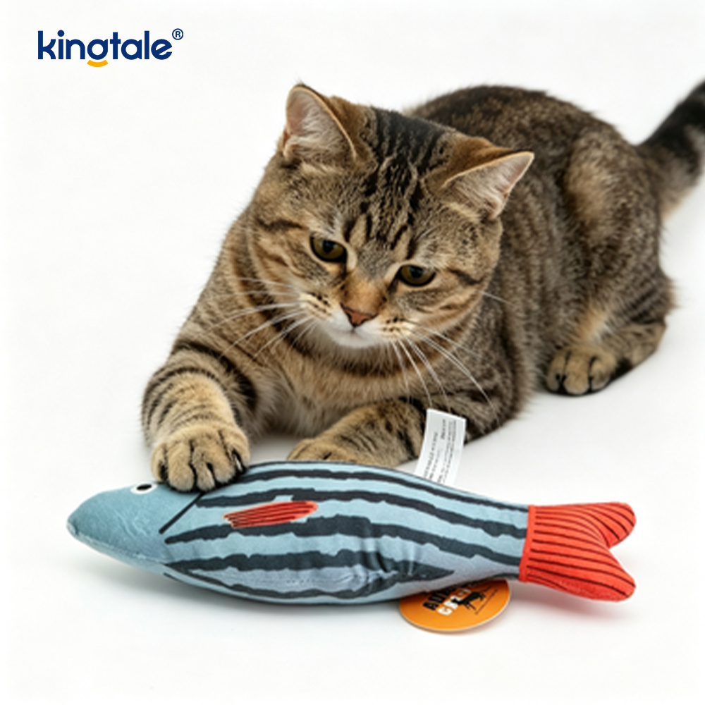 Brinquedos para gatos Catnip tranquilizantes e estridentes com vários peixes realistas