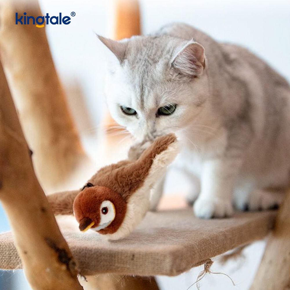 Brinquedo de pelúcia realista para pássaros/gatos elétricos e recarregável que emite sons quando acariciado